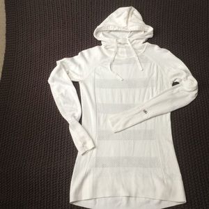 CALIA white, light weight tunic